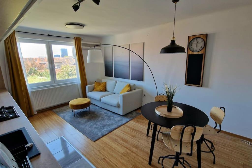 Midnight Blue Oasis - Center, Free Parking Apartamento Zagreb Exterior foto