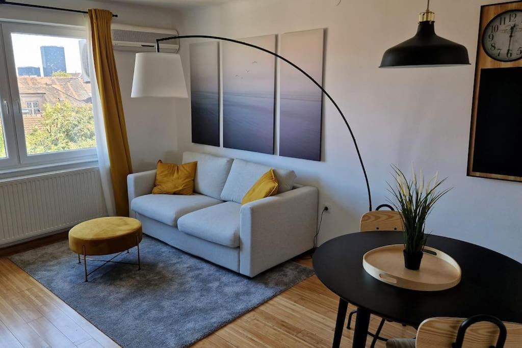 Midnight Blue Oasis - Center, Free Parking Apartamento Zagreb Exterior foto